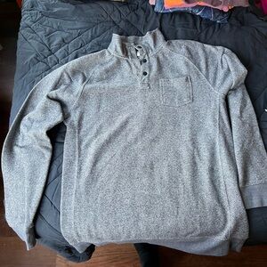 Old Navy Gray Knit Sweater